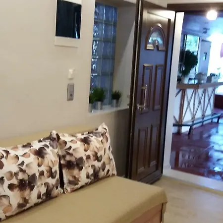 Fidgi Apartment