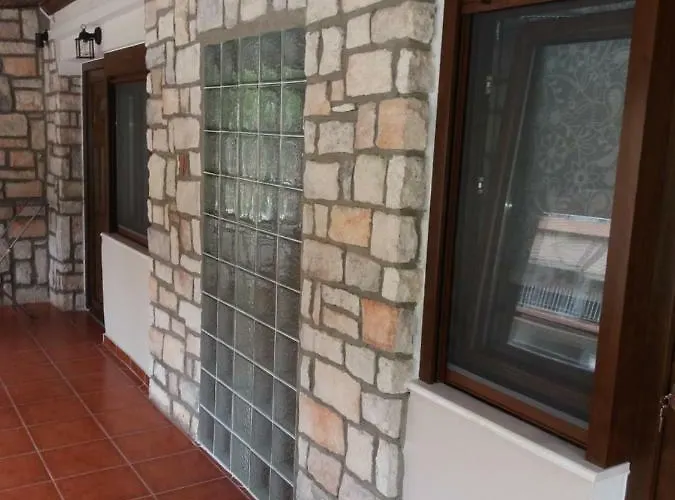 Fidgi * Nea Kallikrateia