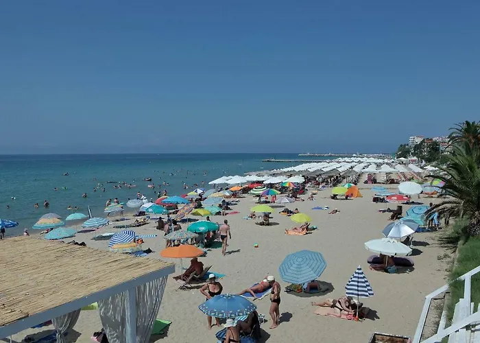 Fidgi * Nea Kallikrateia